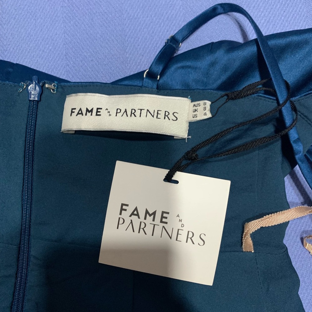 Fame & Partners Deep Teal Satin Maxi Gown with Slit deep V-neck Santina - Picture 3 of 3